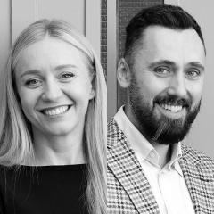 <p><strong>Joanna Dering i Michał Ryszkiewicz, wsp&oacute;łzałożyciele i wsp&oacute;łzarządzający, Altavia Kamikaze + K2</strong></p>

<p>Od ponad 20 lat w branży. Niemal 20 lat temu założyli agencję Kamikaze, wiele lat p&oacute;źniej wprowadzili ją do francuskiej Grupy Altavia, a następnie przeprowadzili akwizycję K2 Create i K2 Precise. Nowy podmiot połączył kompetencje Altavia Kamikaze &ndash; doświadczonej agencji kreatywnej i komunikacyjnej z technologicznym DNA, z kompetencjami K2 Create &ndash; agencji kreatywnej z dwudziestokilkuletnią historią, prekursora branży digital w Polsce oraz K2 Precise &ndash; specjalizującej się w kampaniach mediowych, w tym performance, SEO, content i rozwiązaniach MarTech. Joanna Dering i Michał Ryszkiewicz zintegrowali te podmioty, tworząc agencję pracującą dla dużych marek i realizującą projekty międzynarodowe.</p>

<p>Dziś agencja zatrudnia blisko 200 os&oacute;b w Łodzi i Warszawie, na p&oacute;łce z nagrodami ma m.in. statuetki Effie i KTR, a w portfolio klient&oacute;w &ndash; tak silnych marketer&oacute;w jak m.in. Netflix, Żywiec i L&rsquo;Or&eacute;al Polska. Z ostatnim agencja wsp&oacute;łpracuje od 15 lat, obsługując w r&oacute;żnym zakresie kilkanaście brand&oacute;w. W 2025 roku Altavia Kamikaze + K2 umacniała pozycję agencji zintegrowanej, inwestując zar&oacute;wno w rozw&oacute;j zespoł&oacute;w, jak i w innowacje technologiczne, wzmacniające ofertę w zakresie usług.</p>

<p>Joanna Dering i Michał Ryszkiewicz prowadzą nie tylko agencję, ale też wsp&oacute;lne życie rodzinne. Od lat konsekwentnie tworzą miejsce pracy przyjazne rodzicom &ndash; firma wspiera m.in. powr&oacute;t mam na rynek pracy i zachęca ojc&oacute;w do dzielenia trud&oacute;w i radości opieki nad dziećmi.</p>

<p>Oboje są absolwentami Uniwersytetu Ł&oacute;dzkiego, a Michał Ryszkiewicz r&oacute;wnież Politechniki Ł&oacute;dzkiej.</p>
